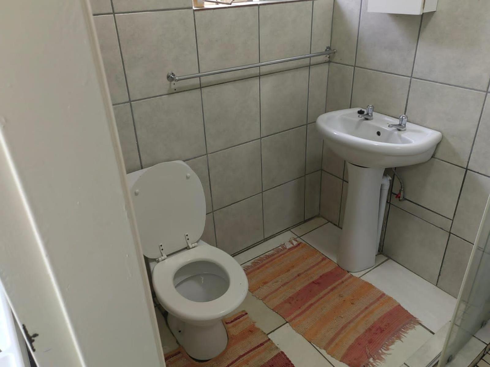 Sibahlenomhlambi Guesthouse Springs  Camera foto