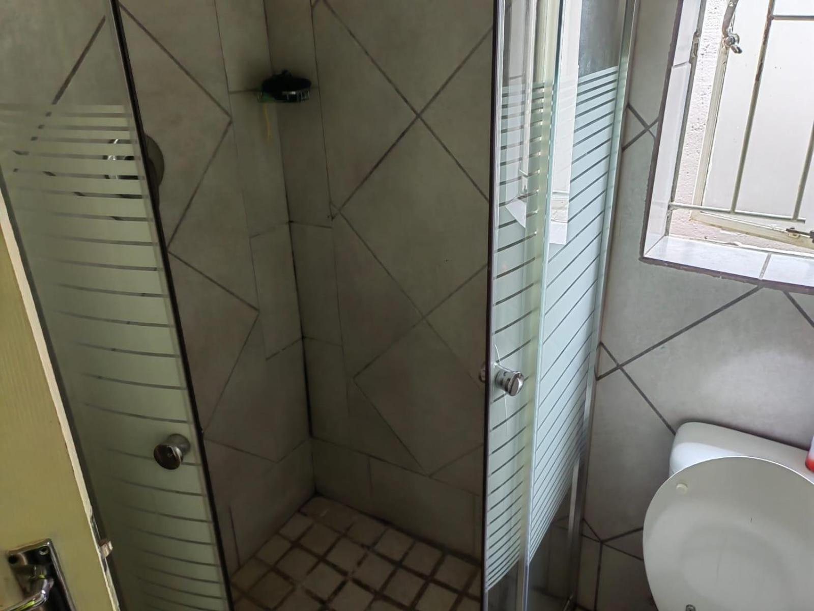 Sibahlenomhlambi Guesthouse Springs  Camera foto